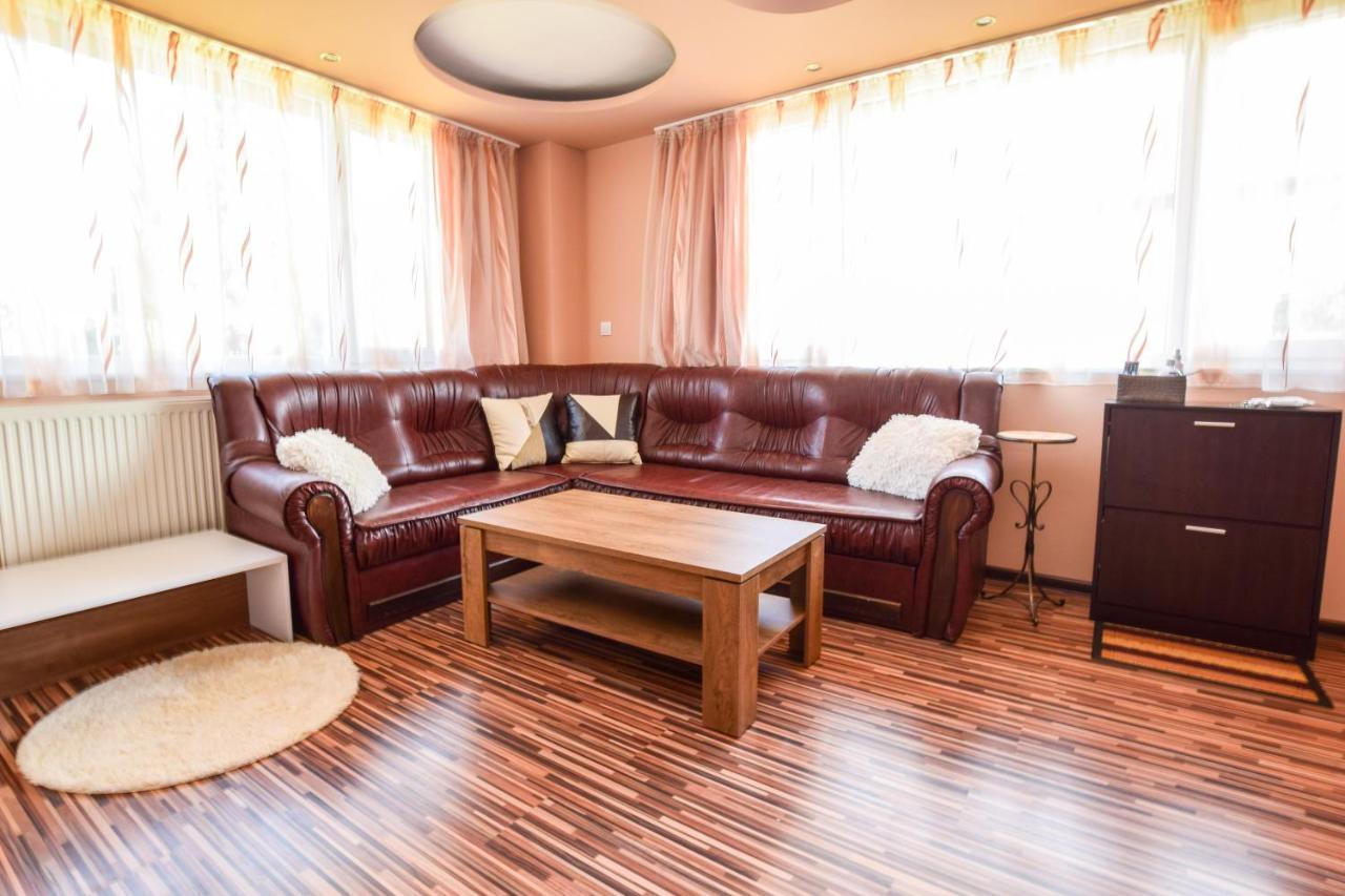 Mariana Apartment Pavel Banya Dış mekan fotoğraf