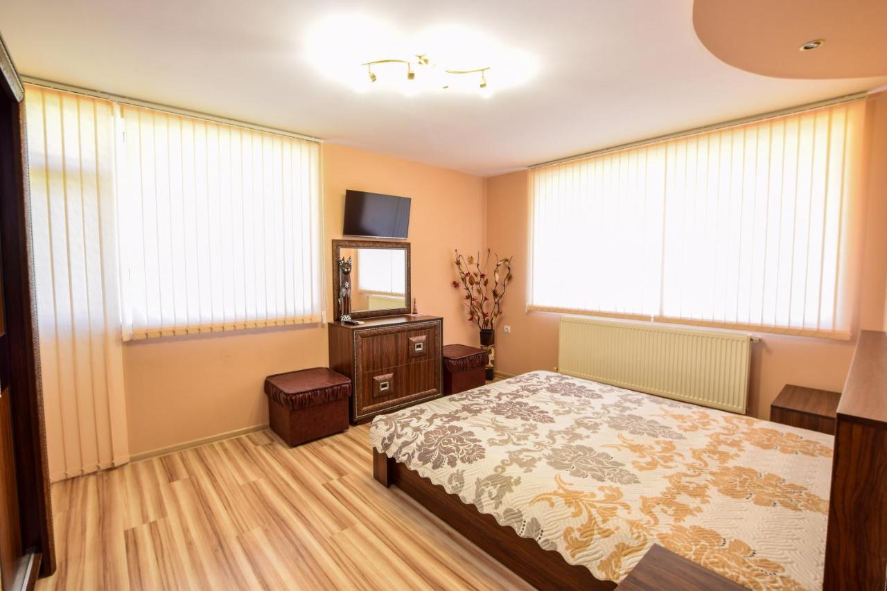 Mariana Apartment Pavel Banya Dış mekan fotoğraf